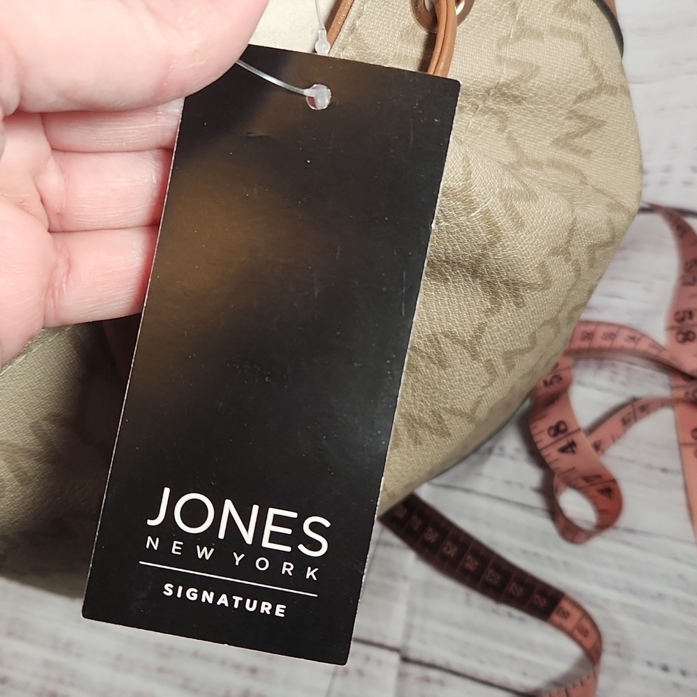 NWT Jones New York monogram hobo bag - Picture 10 of 14